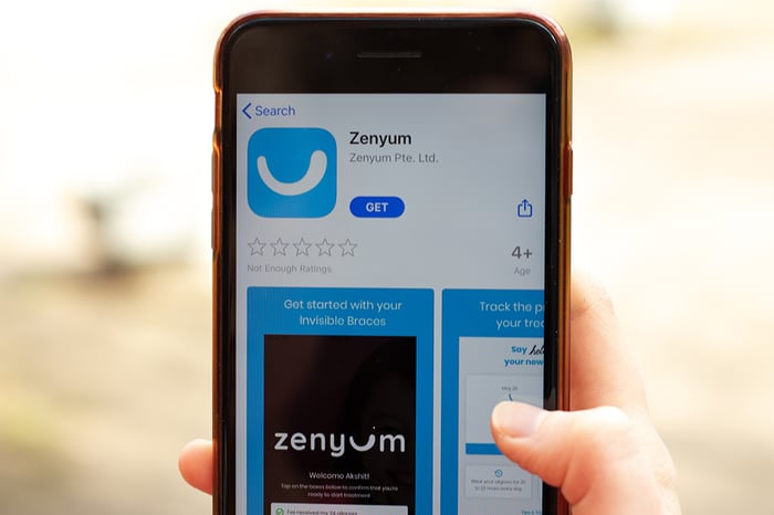 Zenyum app