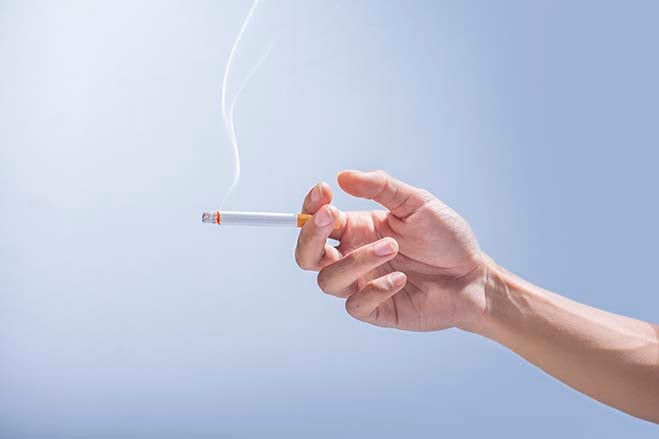 smoking-unhealthy-oral-health-breath-dental-care