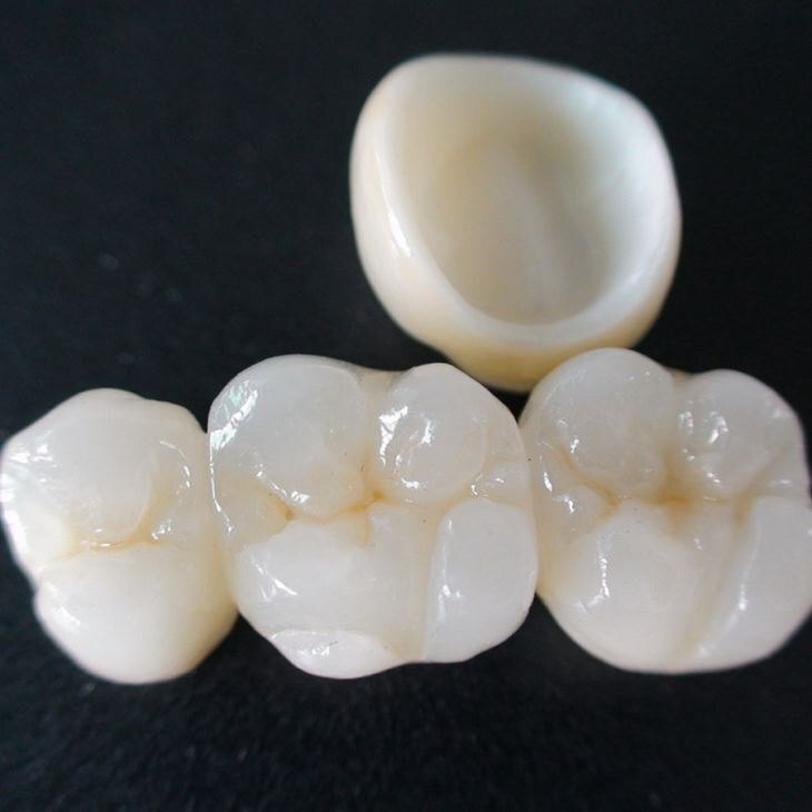 zirconia dental crown