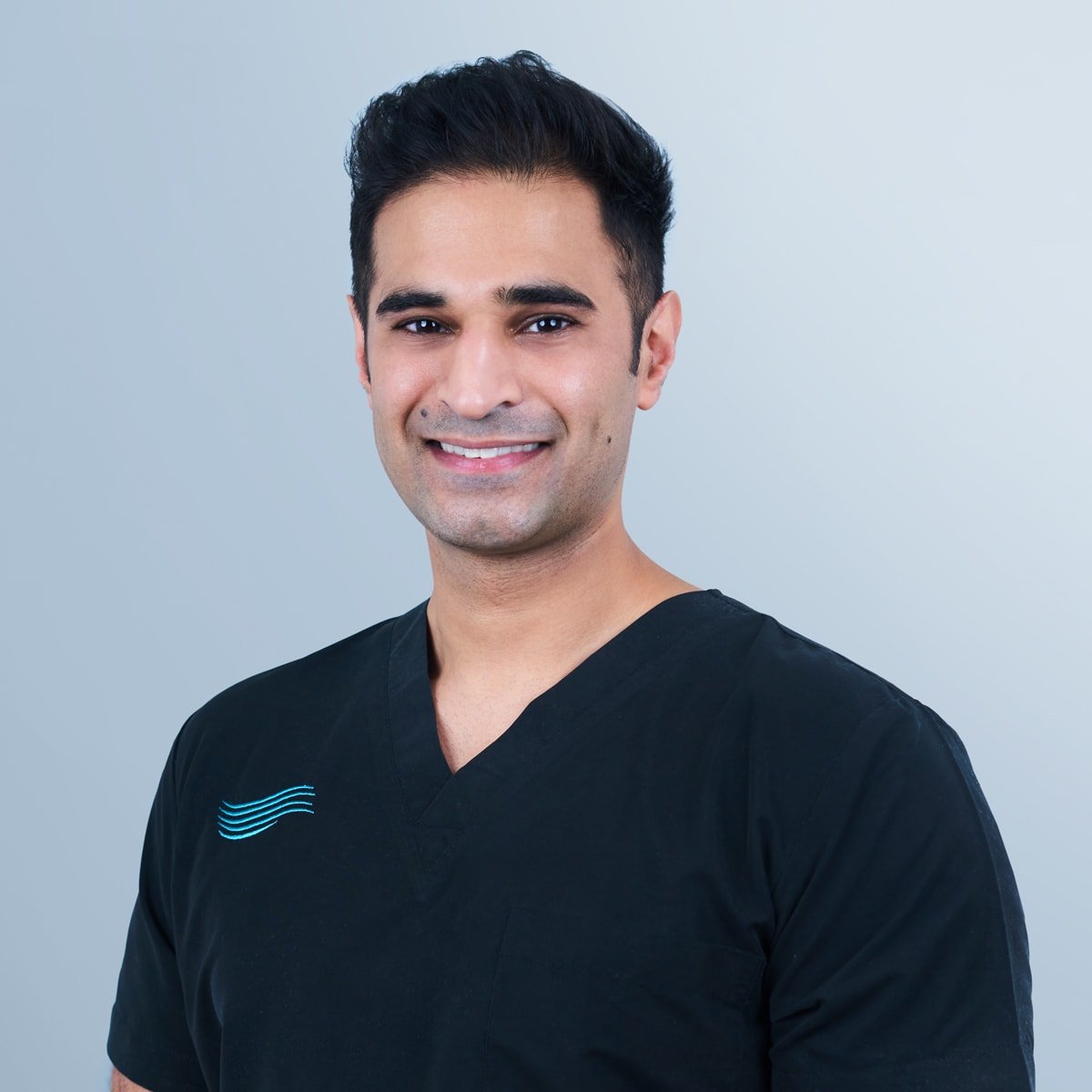 Dr Saqib profile