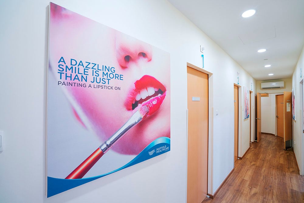 NF Dental Siglap_S325_Corridor