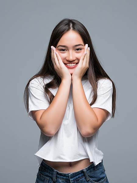 how-do-i-know-if-i-have-gum-disease-dental-care-oral-health-check-up-asian-girl-hand-on-face