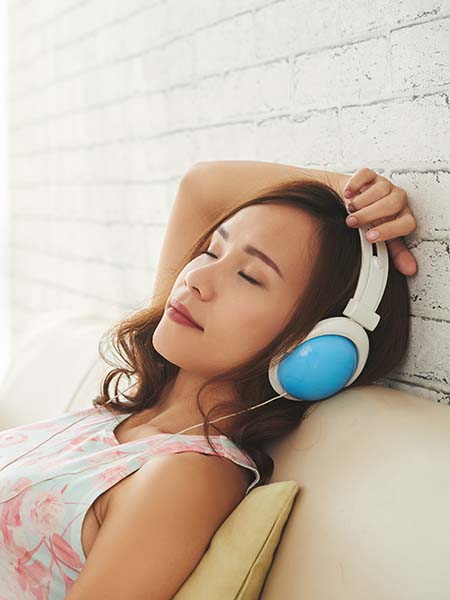 relaxation-techniques-music-sleeping-enjoy-lady-oral-health-check-up-dental-care