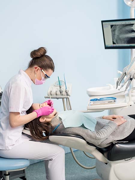 what-is-a-dental-emergency-care